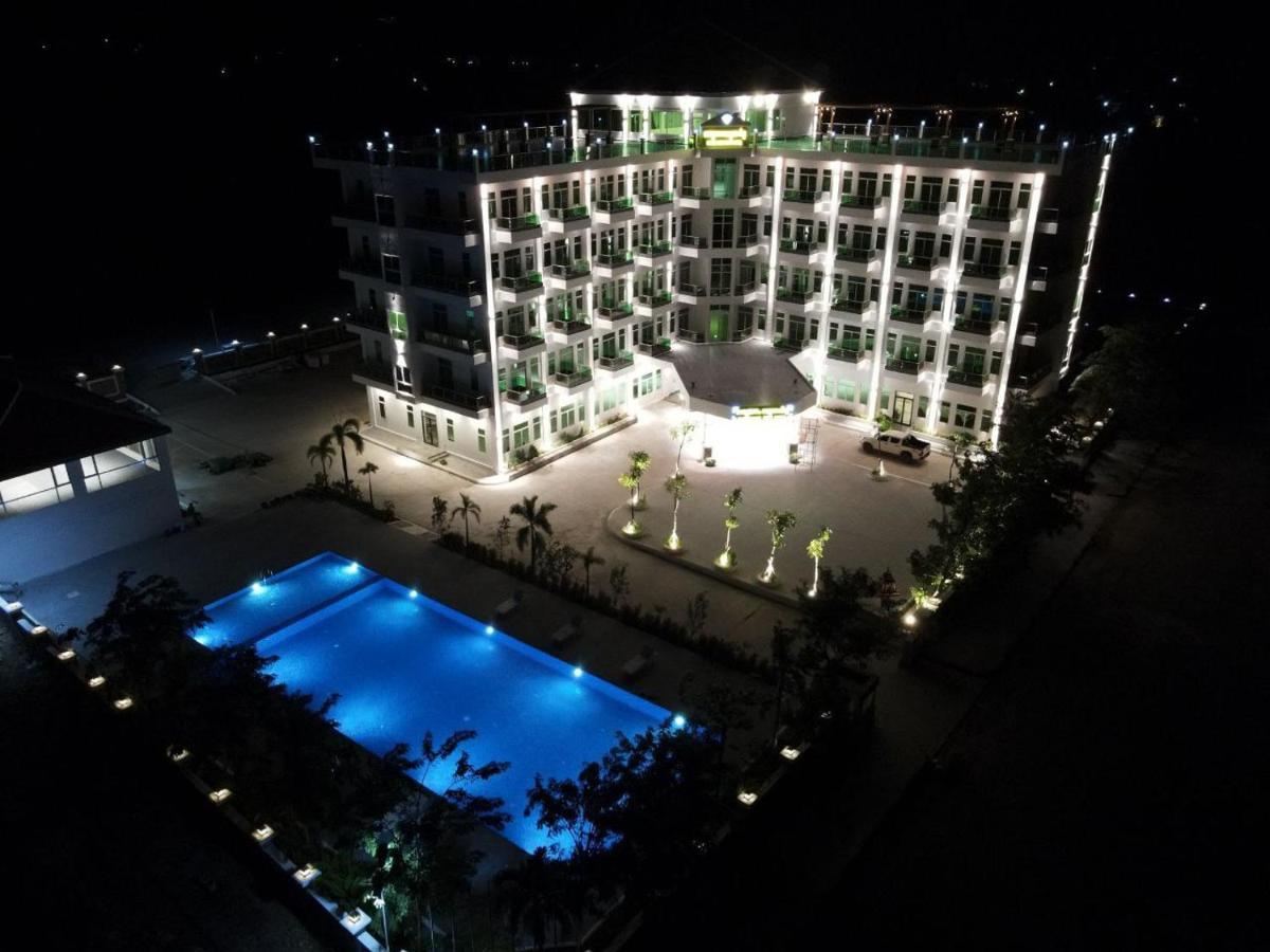 Sangkahak Mith Hotel Kep Luaran gambar