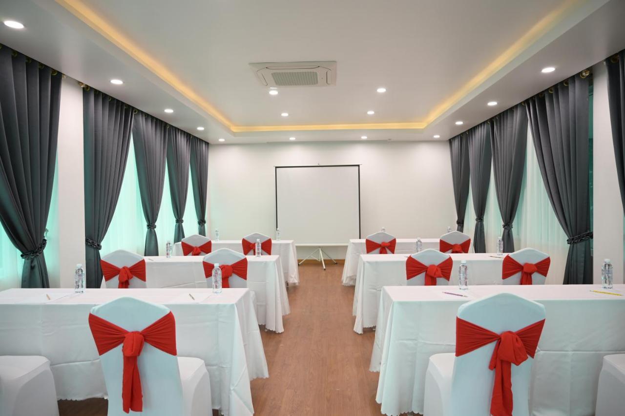Sangkahak Mith Hotel Kep Luaran gambar
