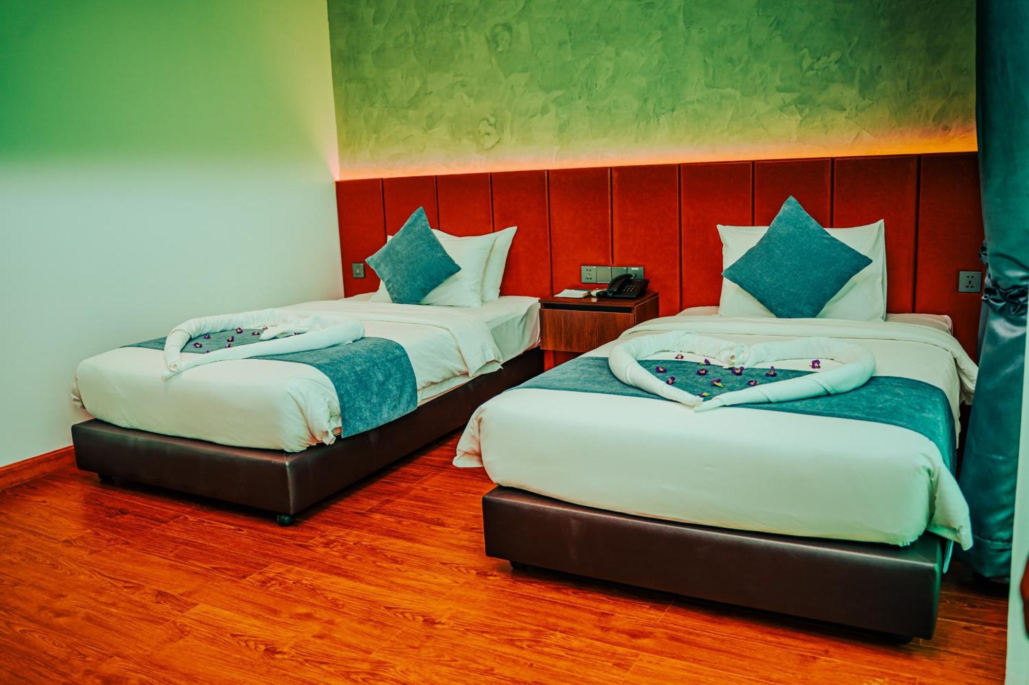 Sangkahak Mith Hotel Kep Luaran gambar