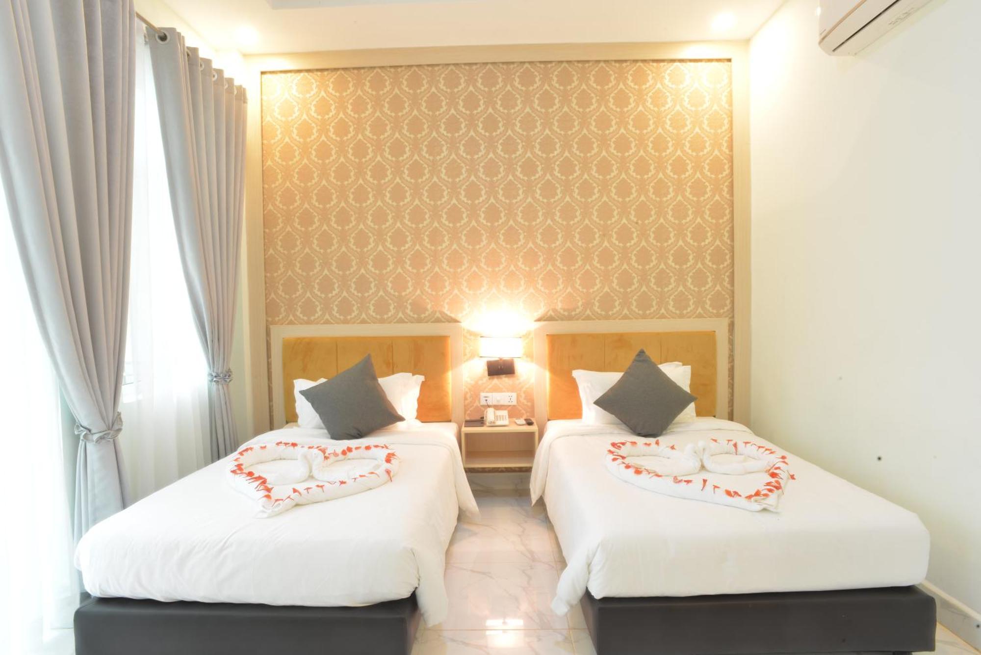 Sangkahak Mith Hotel Kep Luaran gambar