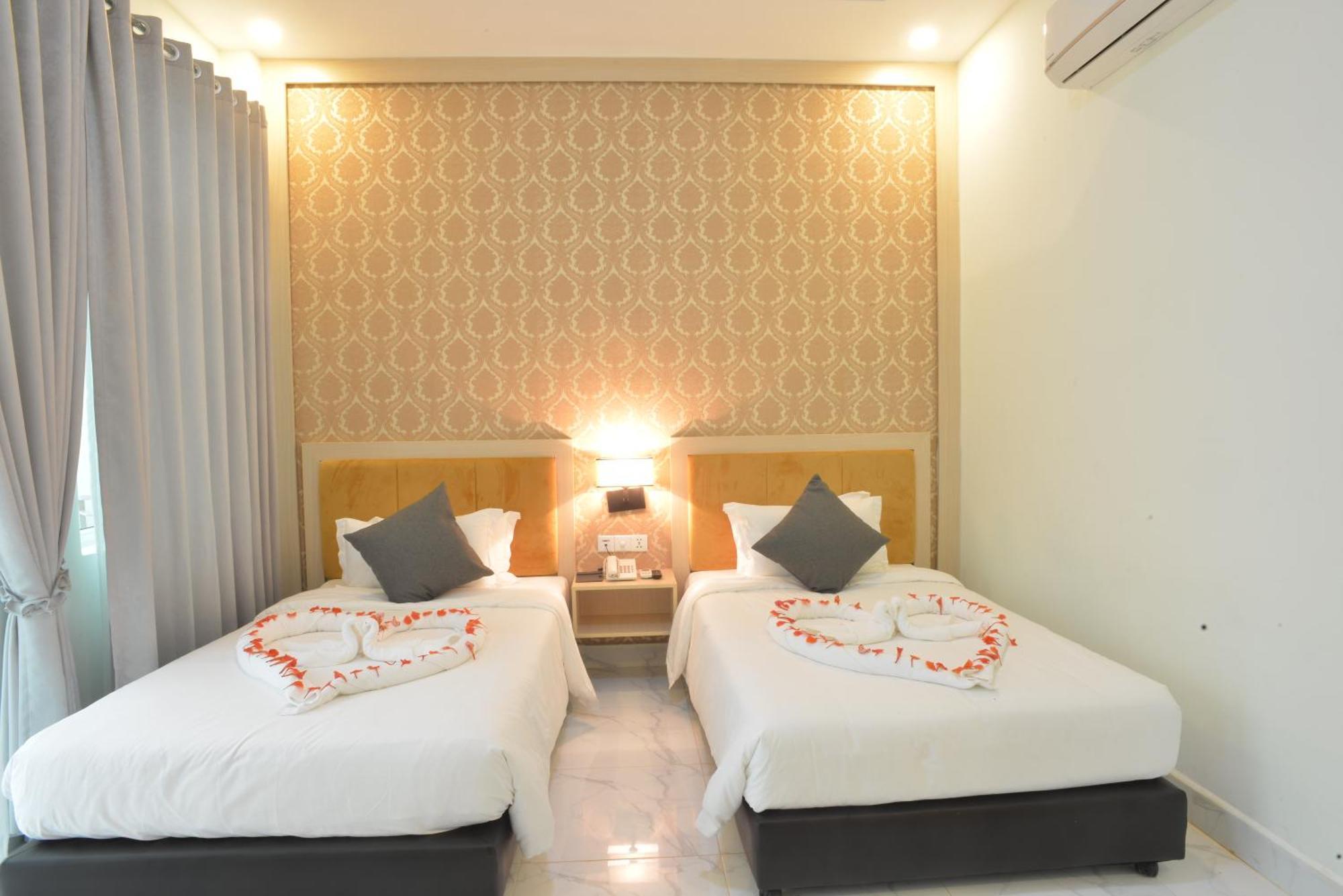 Sangkahak Mith Hotel Kep Luaran gambar