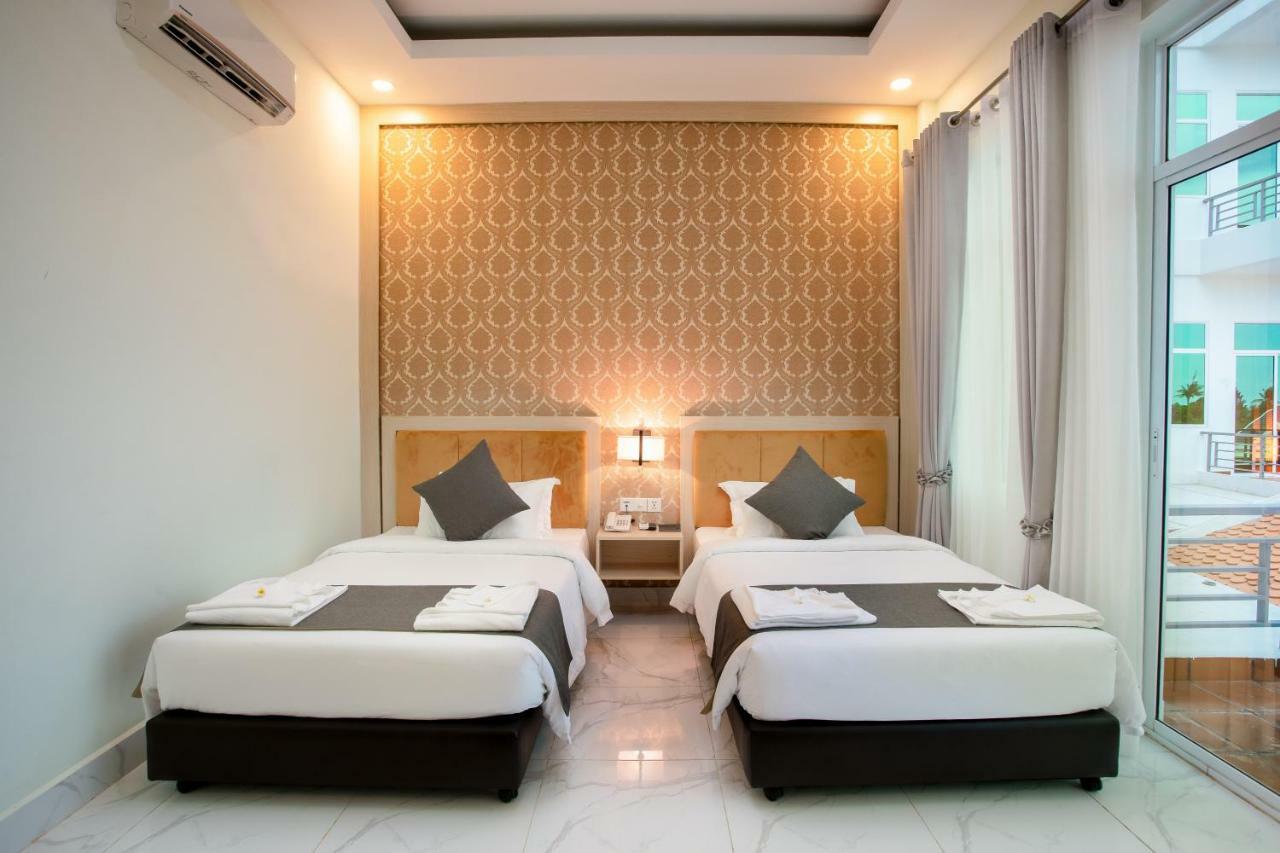 Sangkahak Mith Hotel Kep Luaran gambar